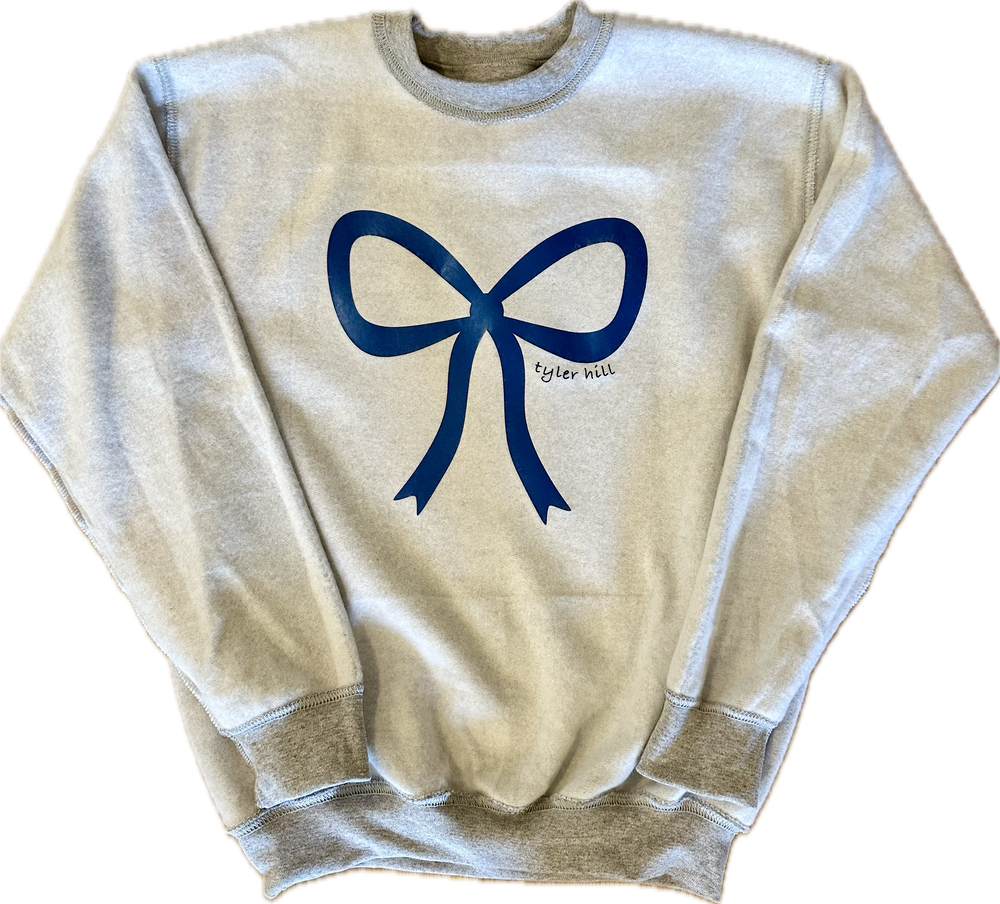 Big Bow Cozy Reverse Crew