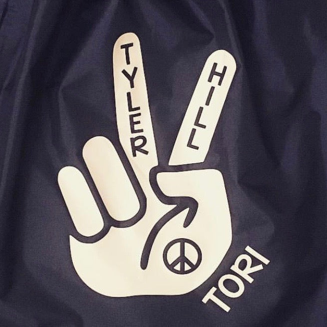 Peace Fingers Tank